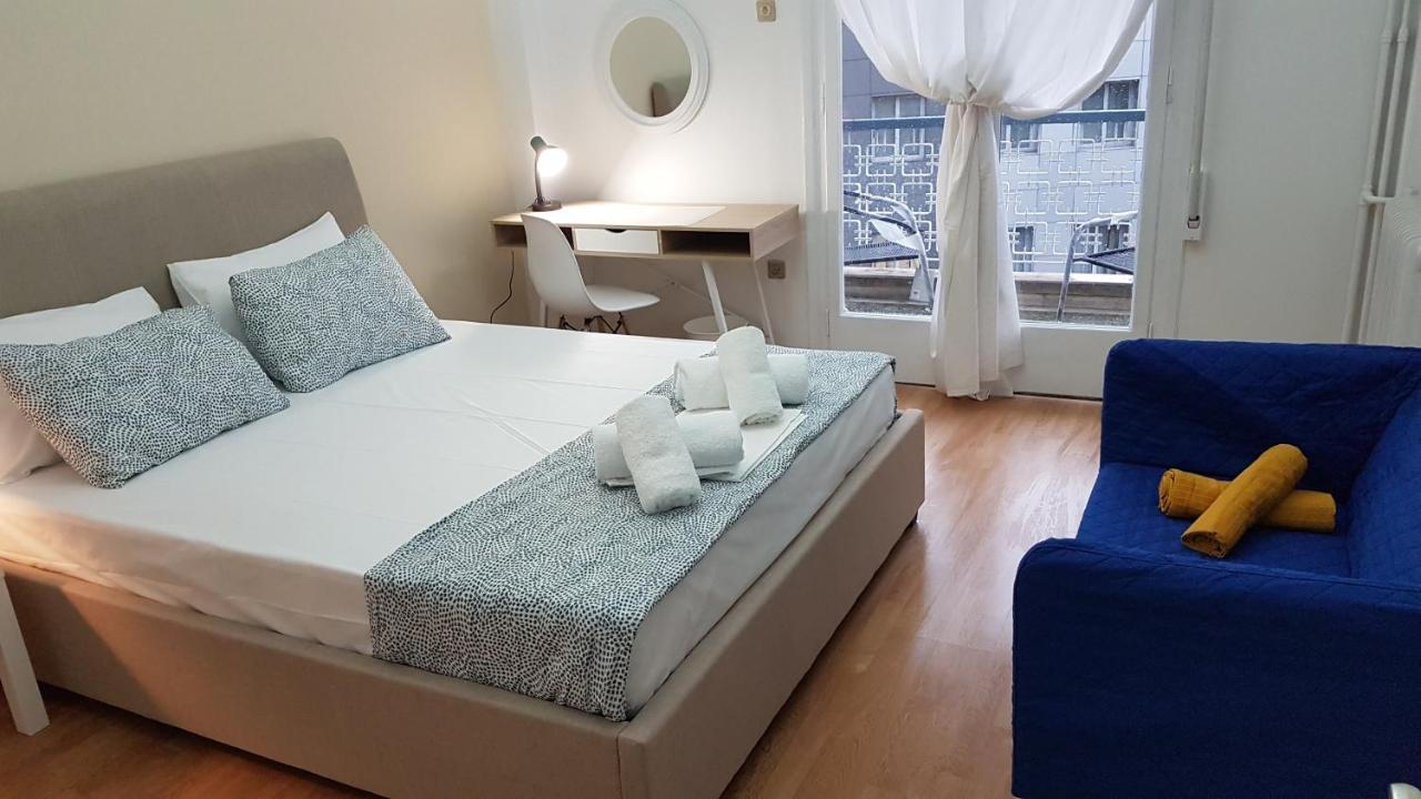 Apricot Apartment - Athens Center, 6 Bd, 2.5 Bath Exterior photo