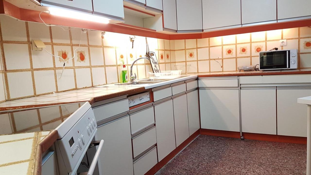 Apricot Apartment - Athens Center, 6 Bd, 2.5 Bath Exterior photo
