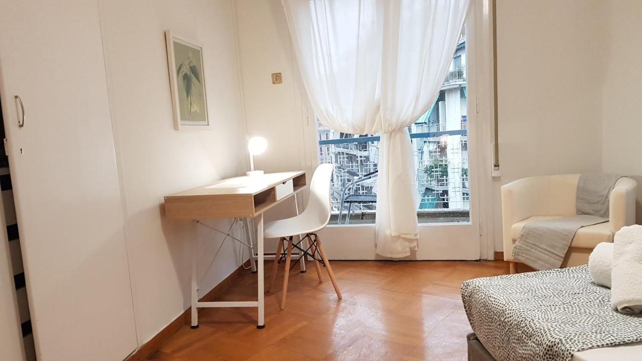 Apricot Apartment - Athens Center, 6 Bd, 2.5 Bath Exterior photo